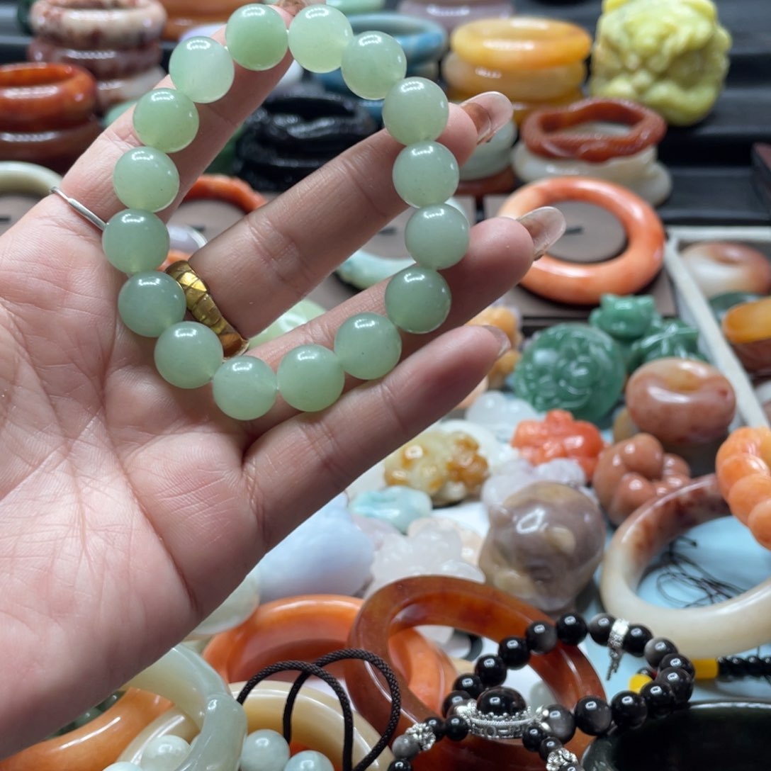 石英质玉手镯合金