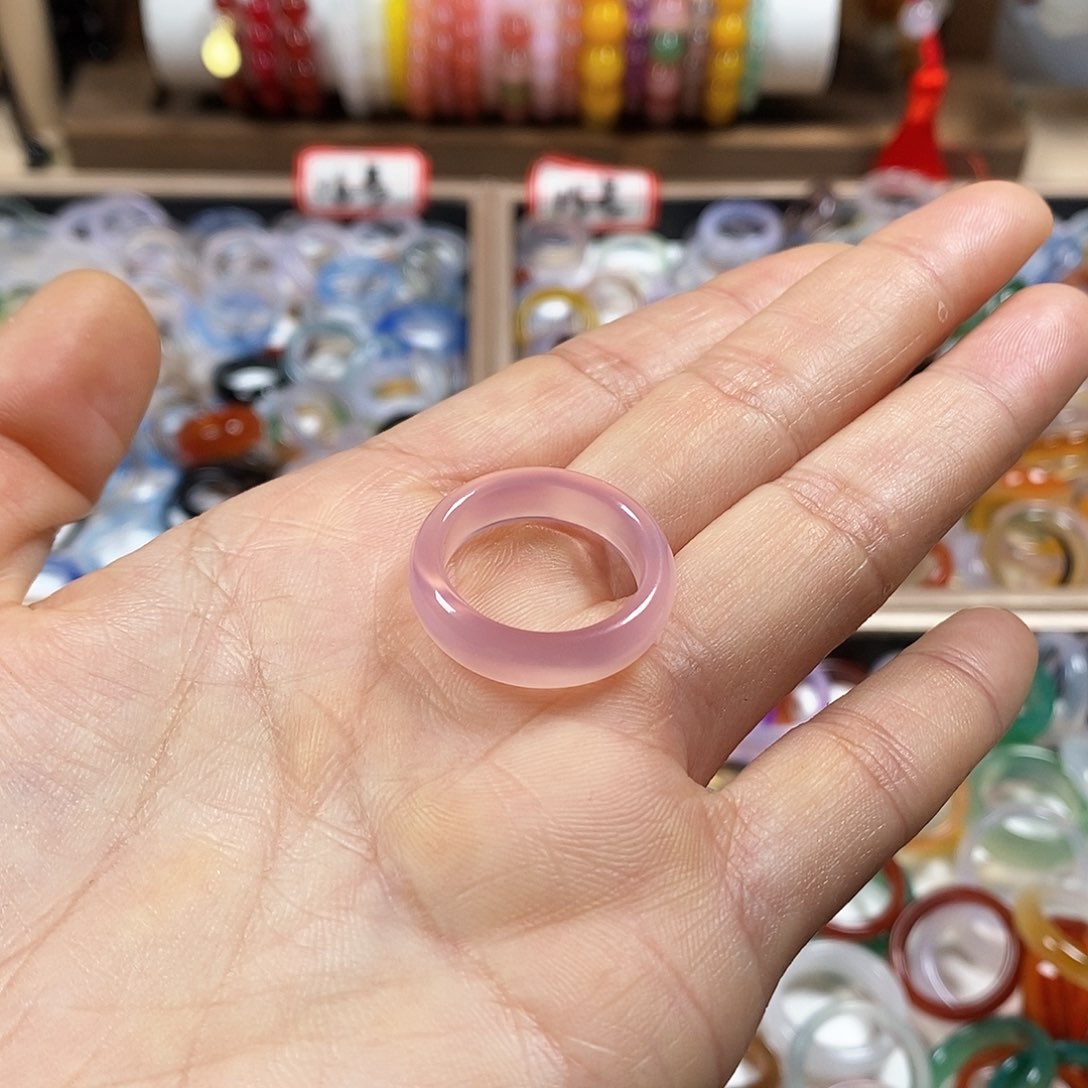 玛瑙/玉髓戒指未镶嵌小**歌