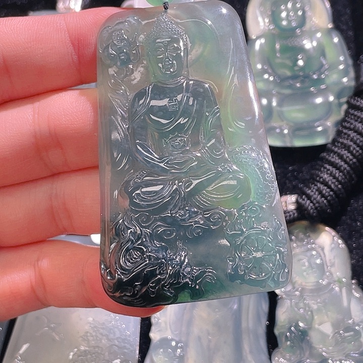 翡翠颈饰未镶嵌68，