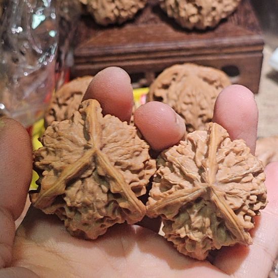 鍋***吉吊坠文玩核桃41三楞