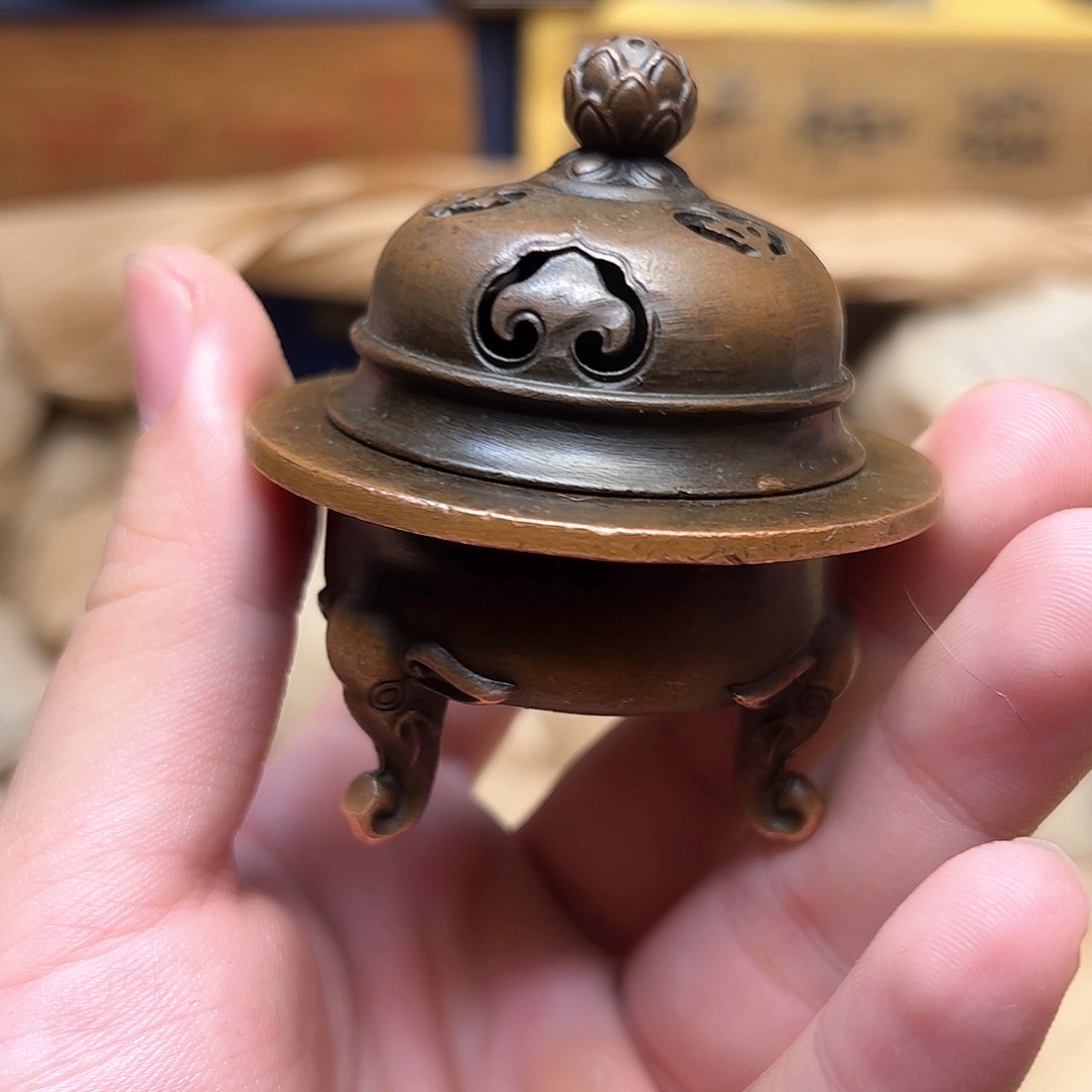 精美铜器点击下单