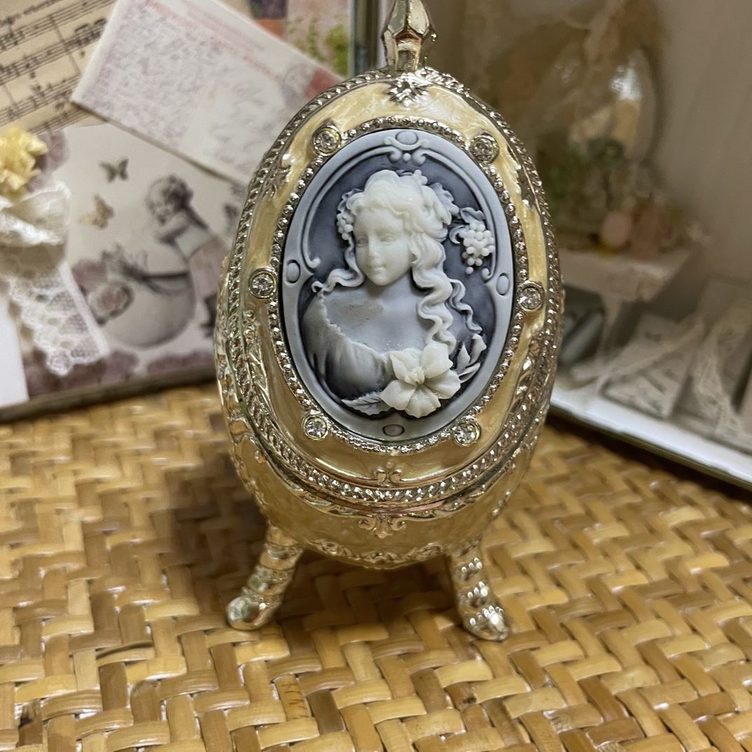 日本中古卡梅奥美人头音乐盒首饰盒