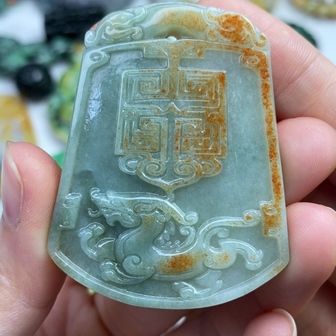 颈饰未镶嵌翡翠吊坠