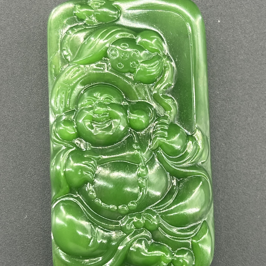 俄罗斯碧玉辣绿精工雕刻弥勒佛