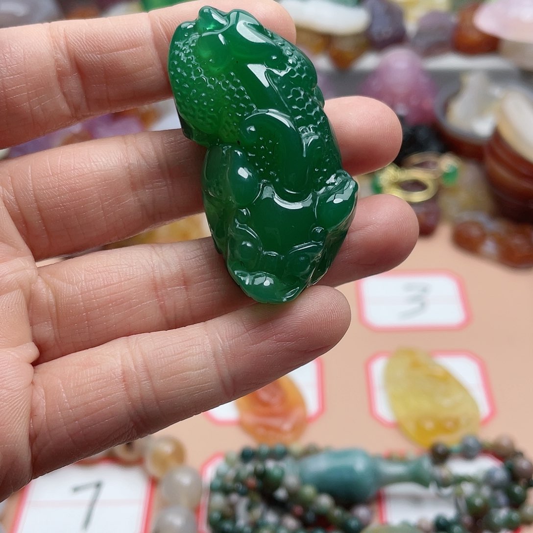 玛瑙/玉髓颈饰合金?****