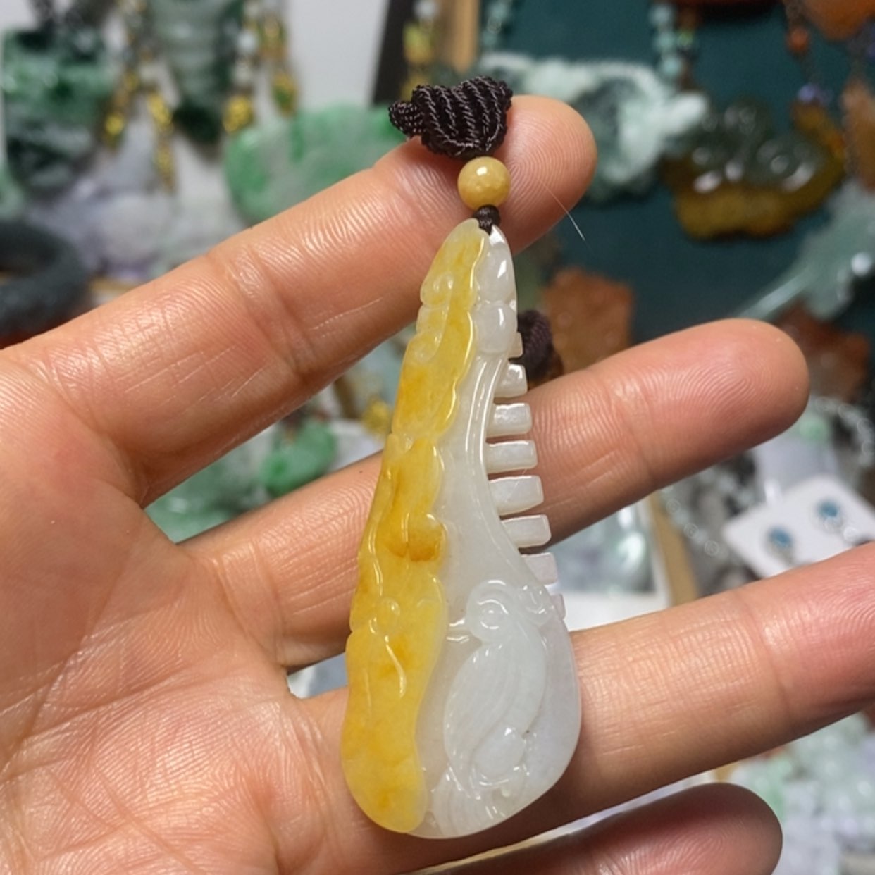 【闪购商品】翡翠吊坠(赠链)未镶嵌