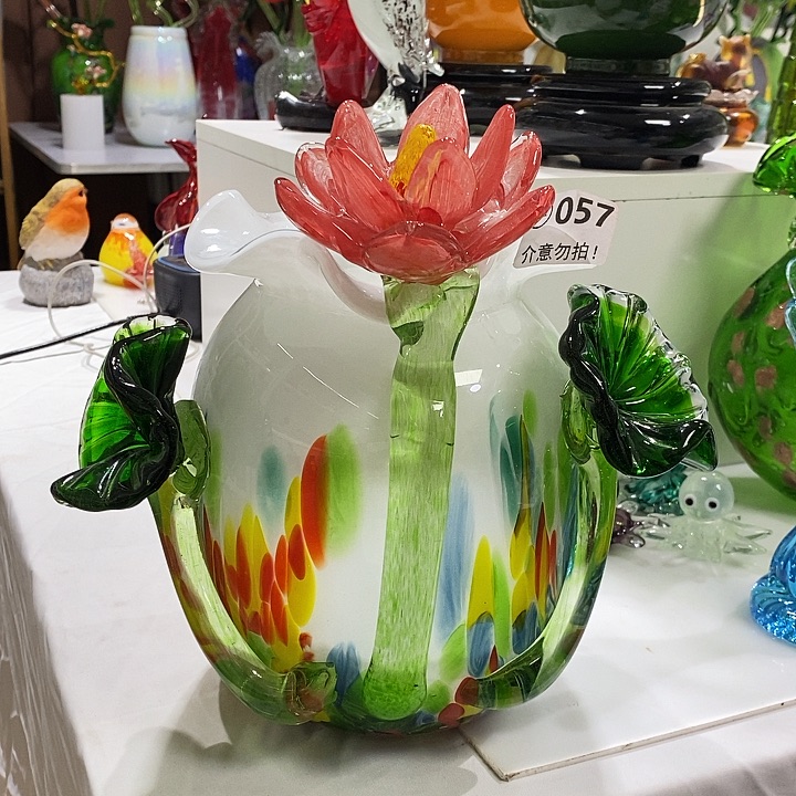花瓶高22厘米口径9厘米