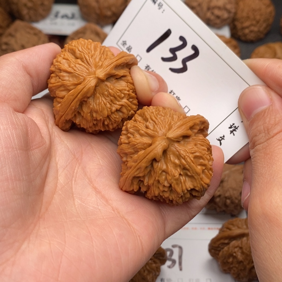 吊坠文玩核桃44白狮子133