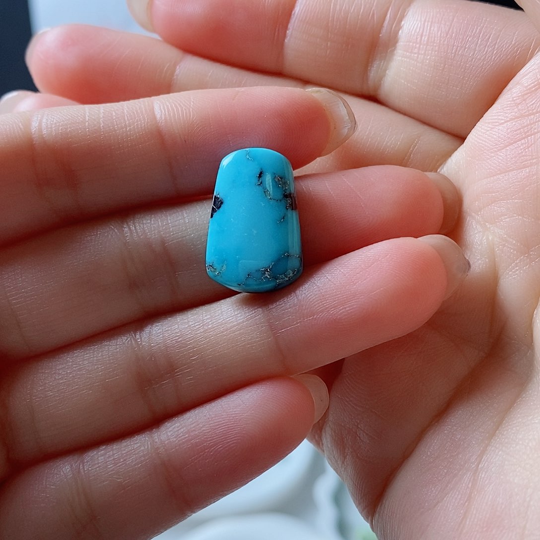 绿松石颈饰未镶嵌