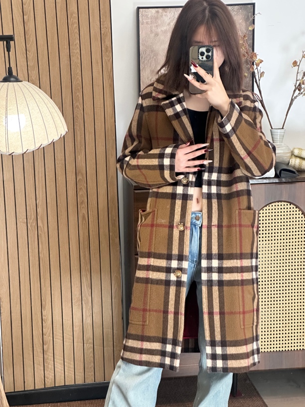 99新 BURBERRY/博柏利 burberry/格纹尼大衣 uk4码 GM001403