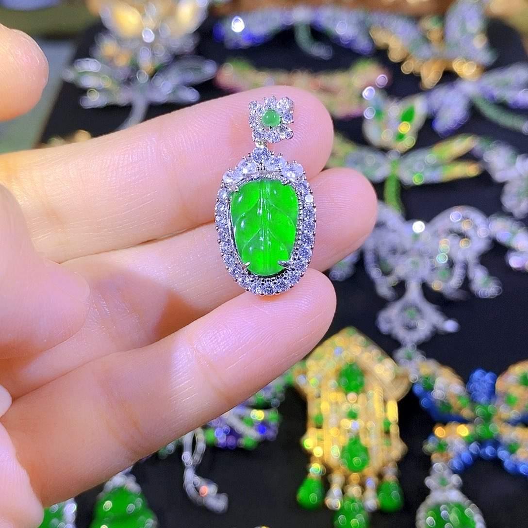 吊坠(不含链)银S925镶嵌翡翠