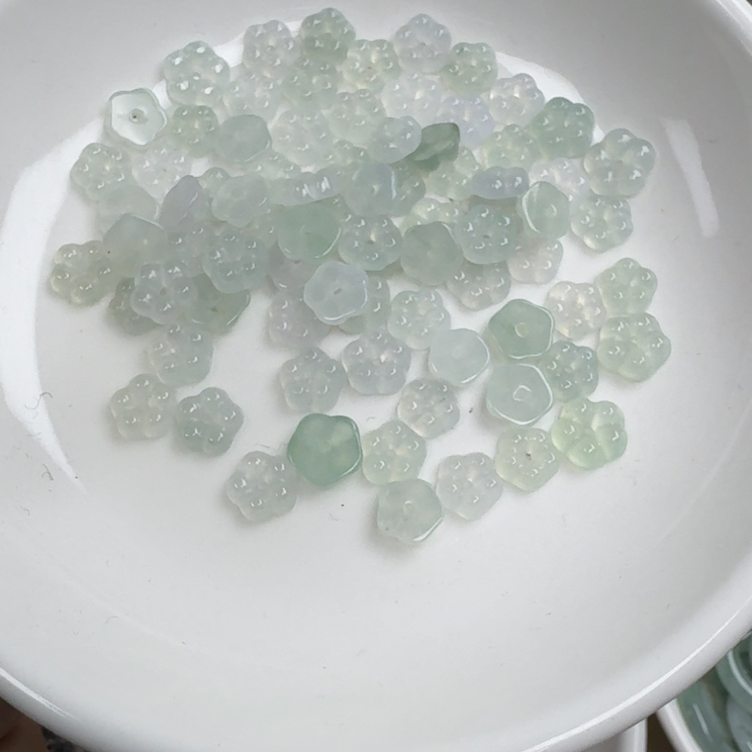 翡翠散珠花花三个，可以选