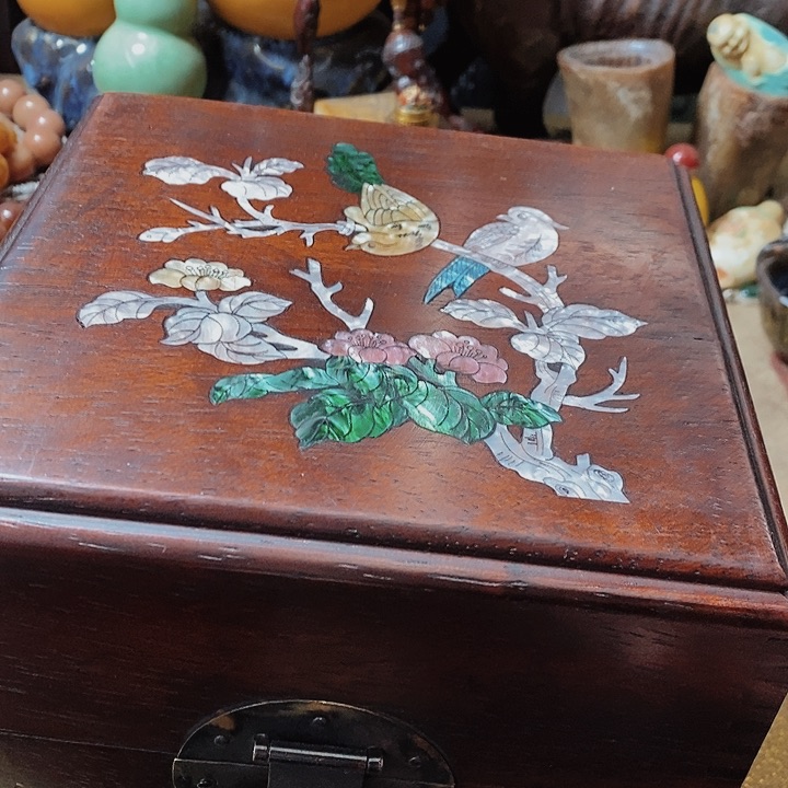 x b n h j k v ki g b m