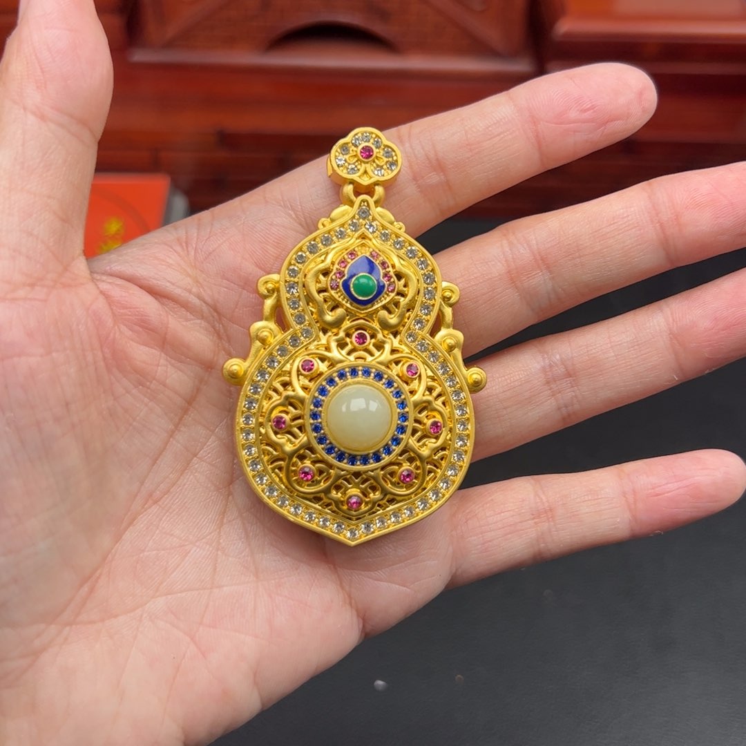 和田玉挂件未镶嵌