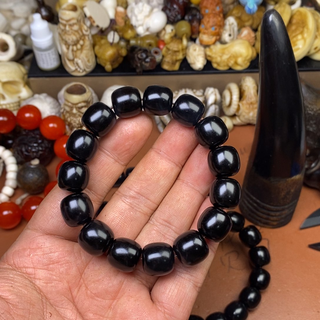 其他驼骨人工忙着