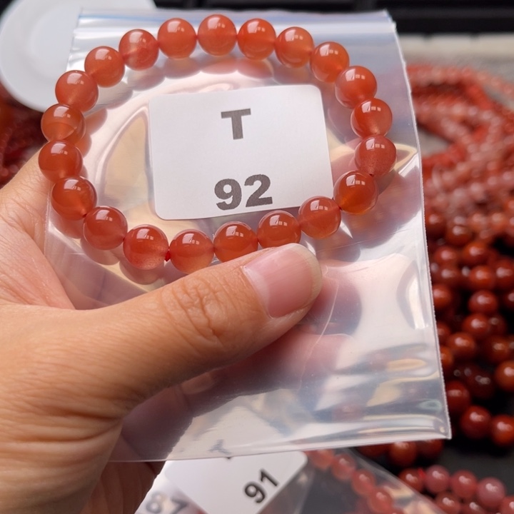 南红玛瑙未镶嵌多样性发货默认微瑕称重9mm