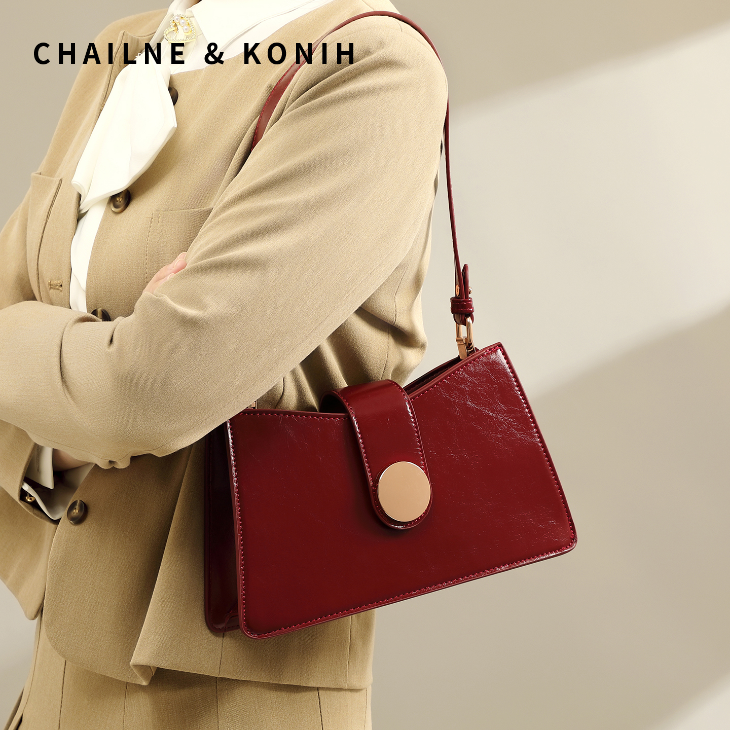 小众法式新娘腋下包女2025新款百搭单肩斜挎包复古红色包包结婚包