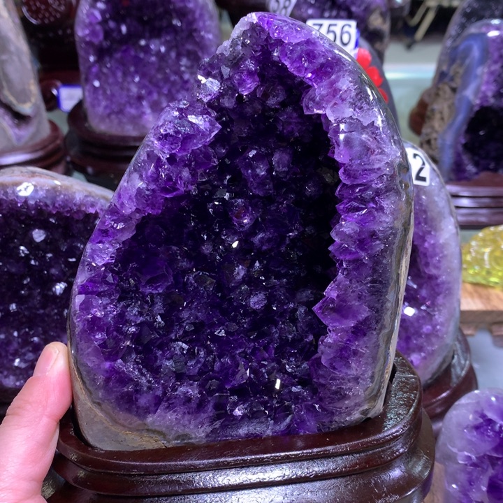 水晶大型摆件（非配饰）未镶嵌
