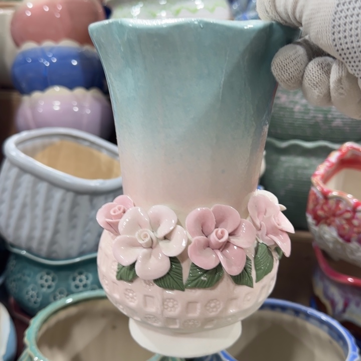 凑9块包邮，有孔，陶瓷花盆