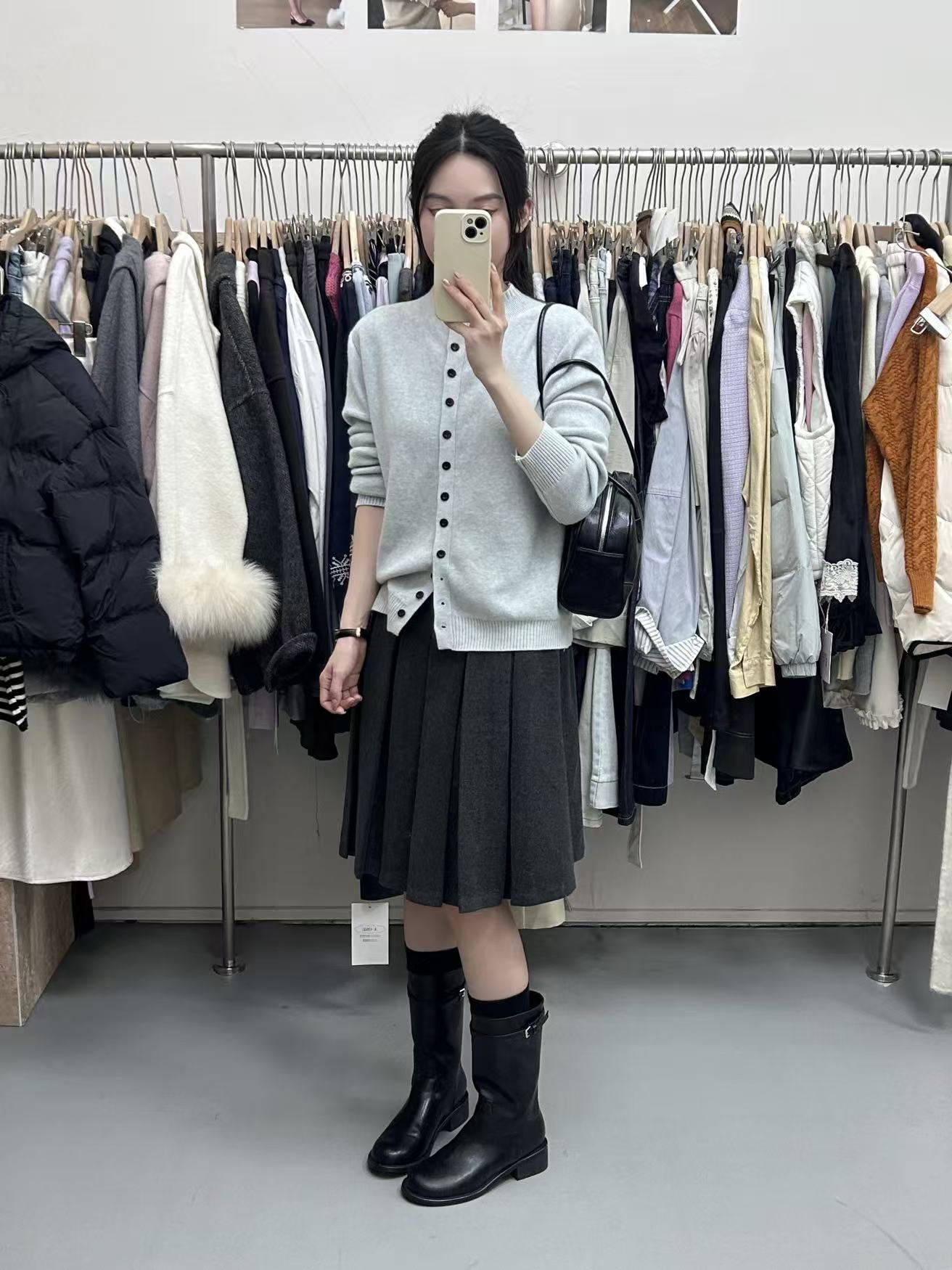 E sè 韩系女装新款毛衣短裙