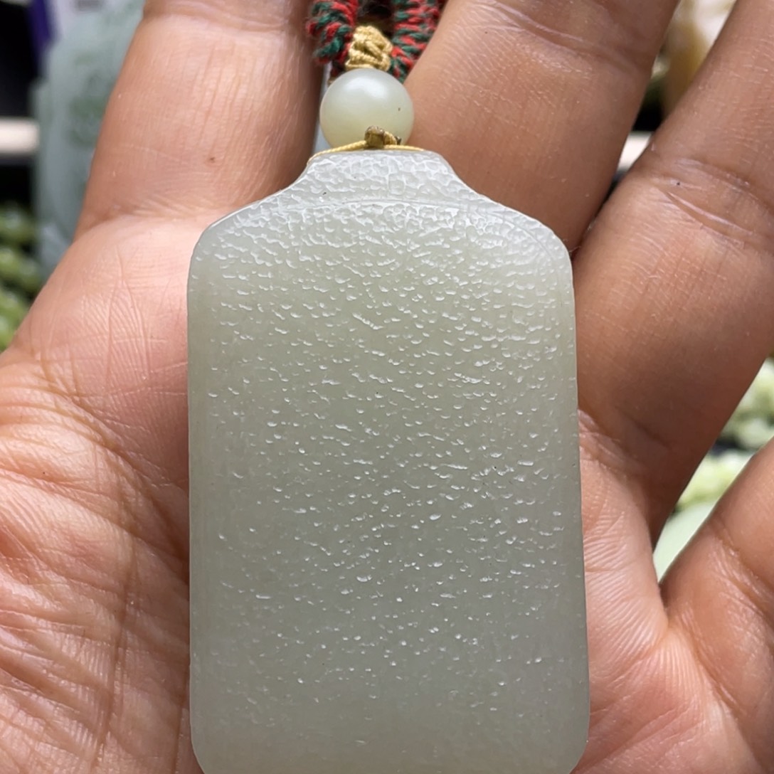 和田玉未镶嵌颈饰不退不换