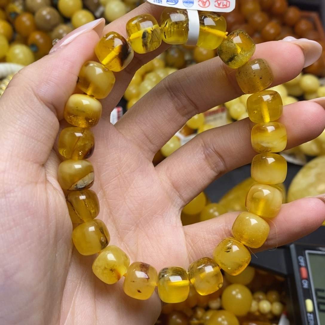 琥珀未镶嵌珠宝奇石蜜蜡