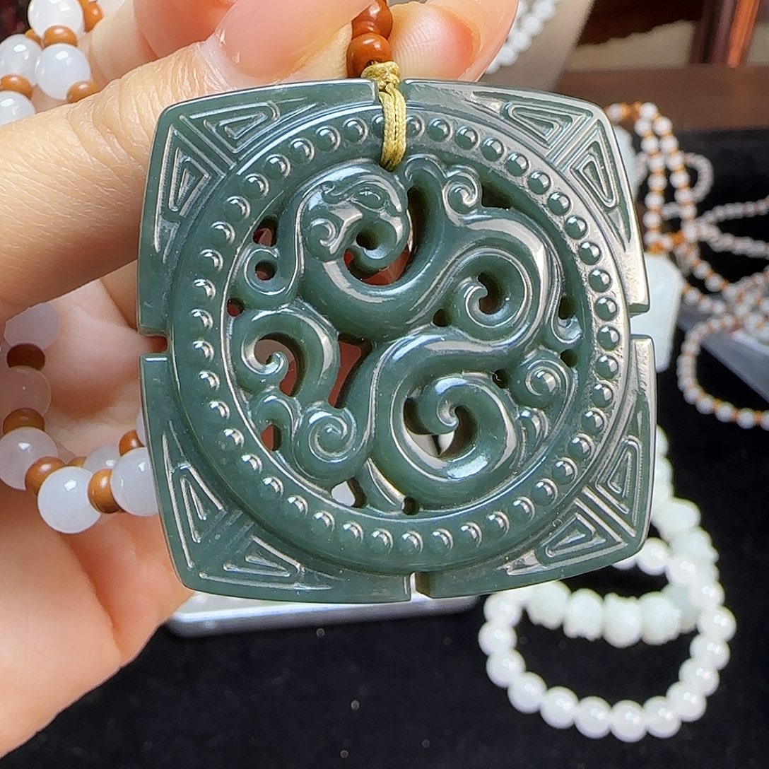 和田玉未镶嵌颈饰定制发货