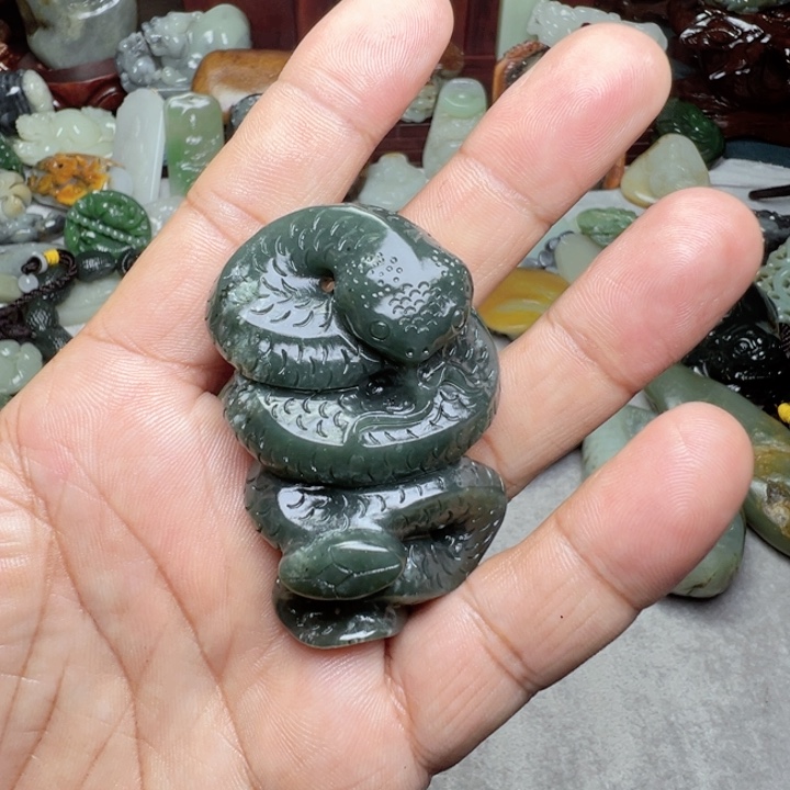 和田玉挂件未镶嵌