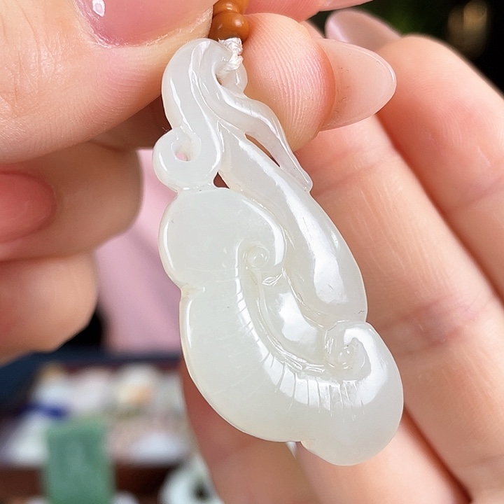 和田玉未镶嵌颈饰定制发货