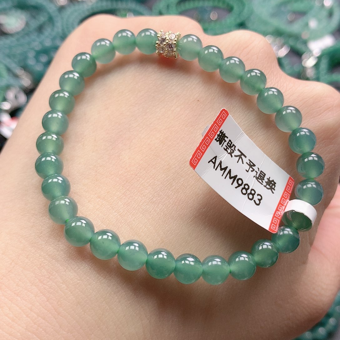 翡翠颈饰未镶嵌手串卡6