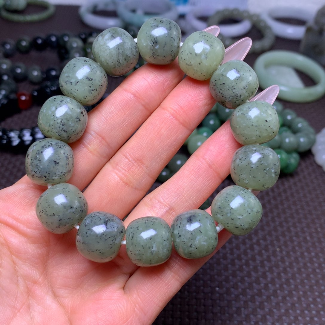 未镶嵌手串和田玉卡16