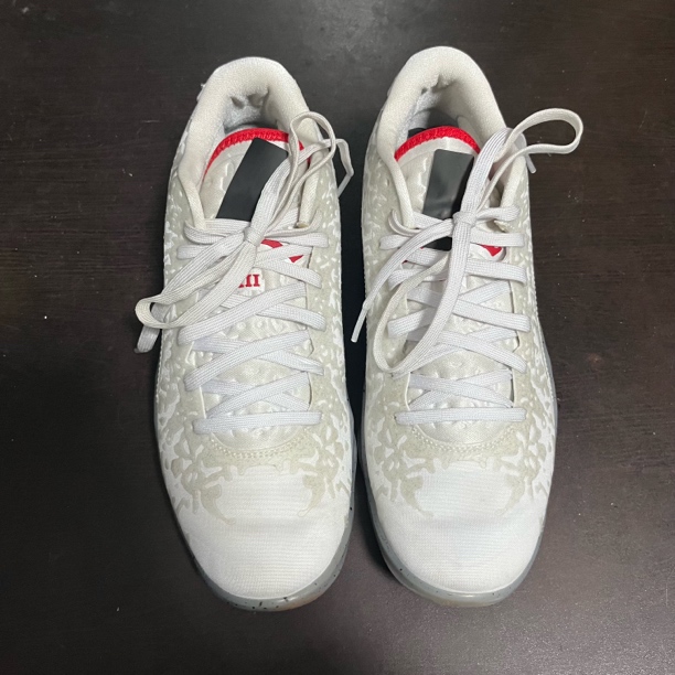 xi an3白色 43码无配盒 正品篮球鞋