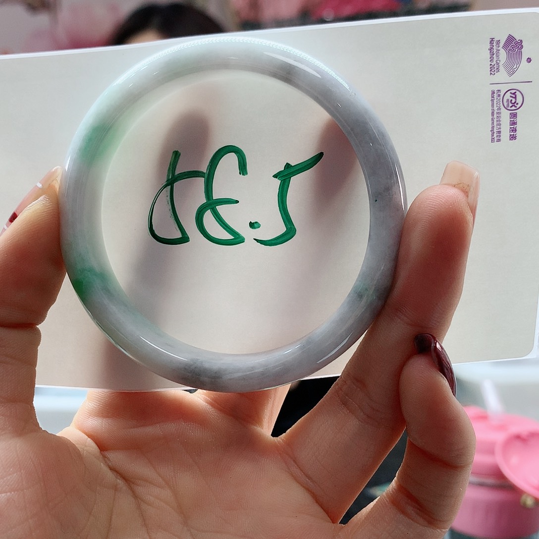 【闪购商品】翡翠手镯未镶嵌，