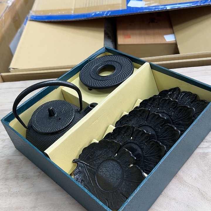 精品摆件。           