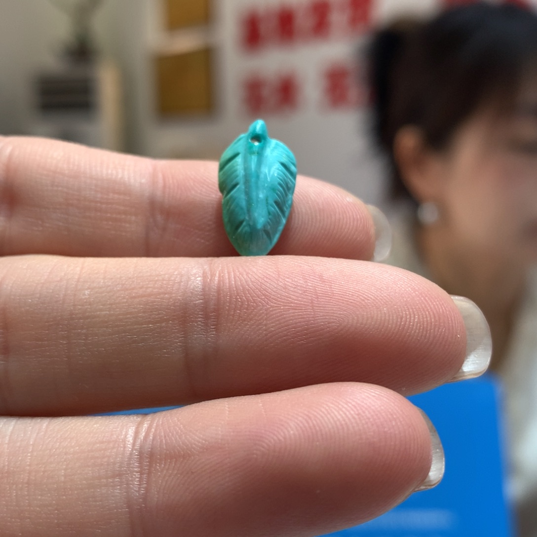 绿松石配饰未镶嵌