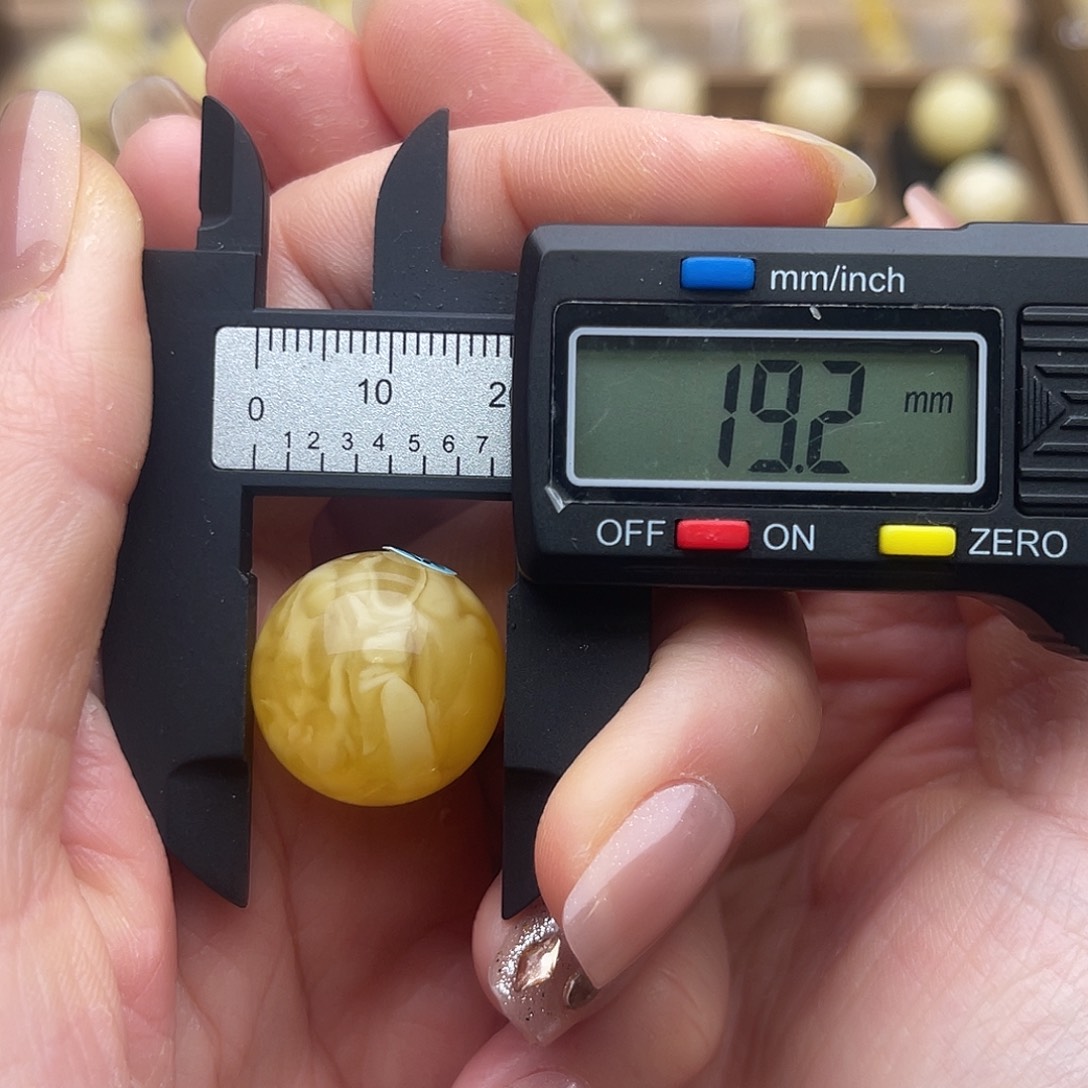 琥珀未镶嵌裸石蜜蜡妖花虎皮纹