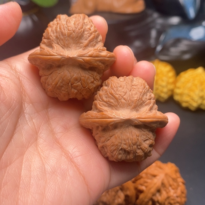 文玩核桃把件血麒麟38尺