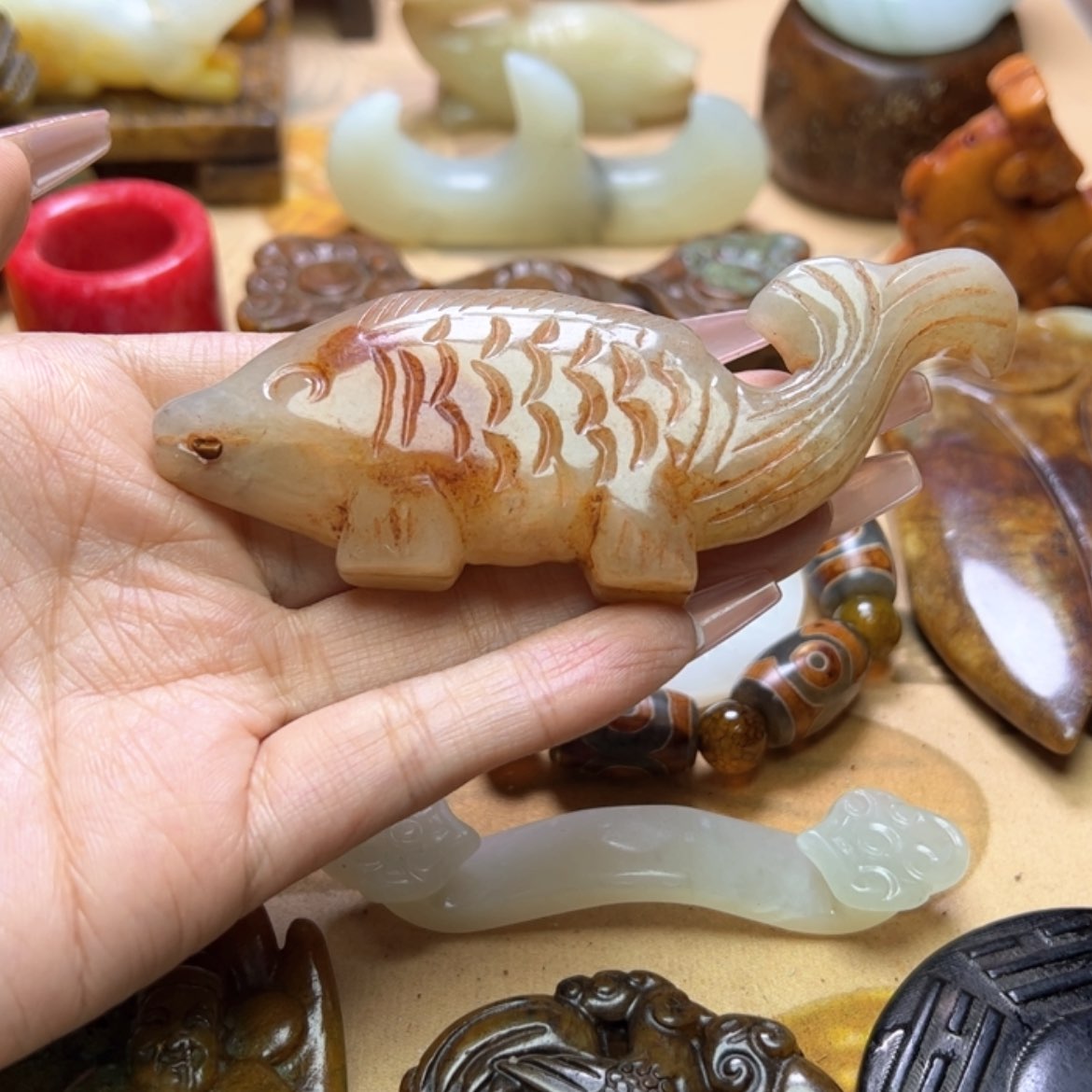 【闪购商品】蛇纹石玉颈饰未镶嵌