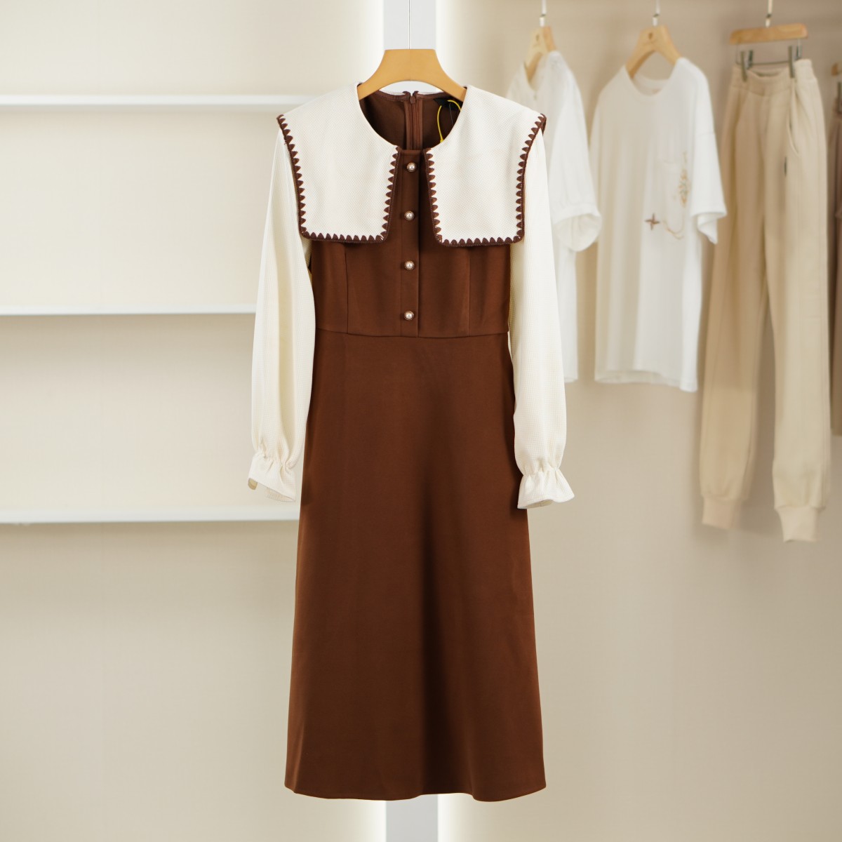 麦迪尚品【白LY】50416106 春季时尚优雅连衣裙品牌撤柜 D4组