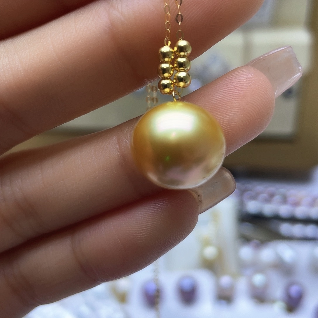 海水珍珠颈饰18K金镶嵌