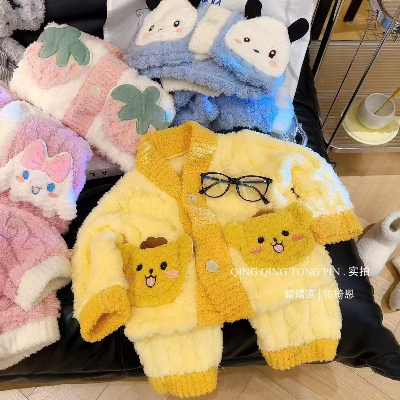 秋冬季卡通法兰绒家居服套装男女宝宝加厚保暖睡衣开衫两件套