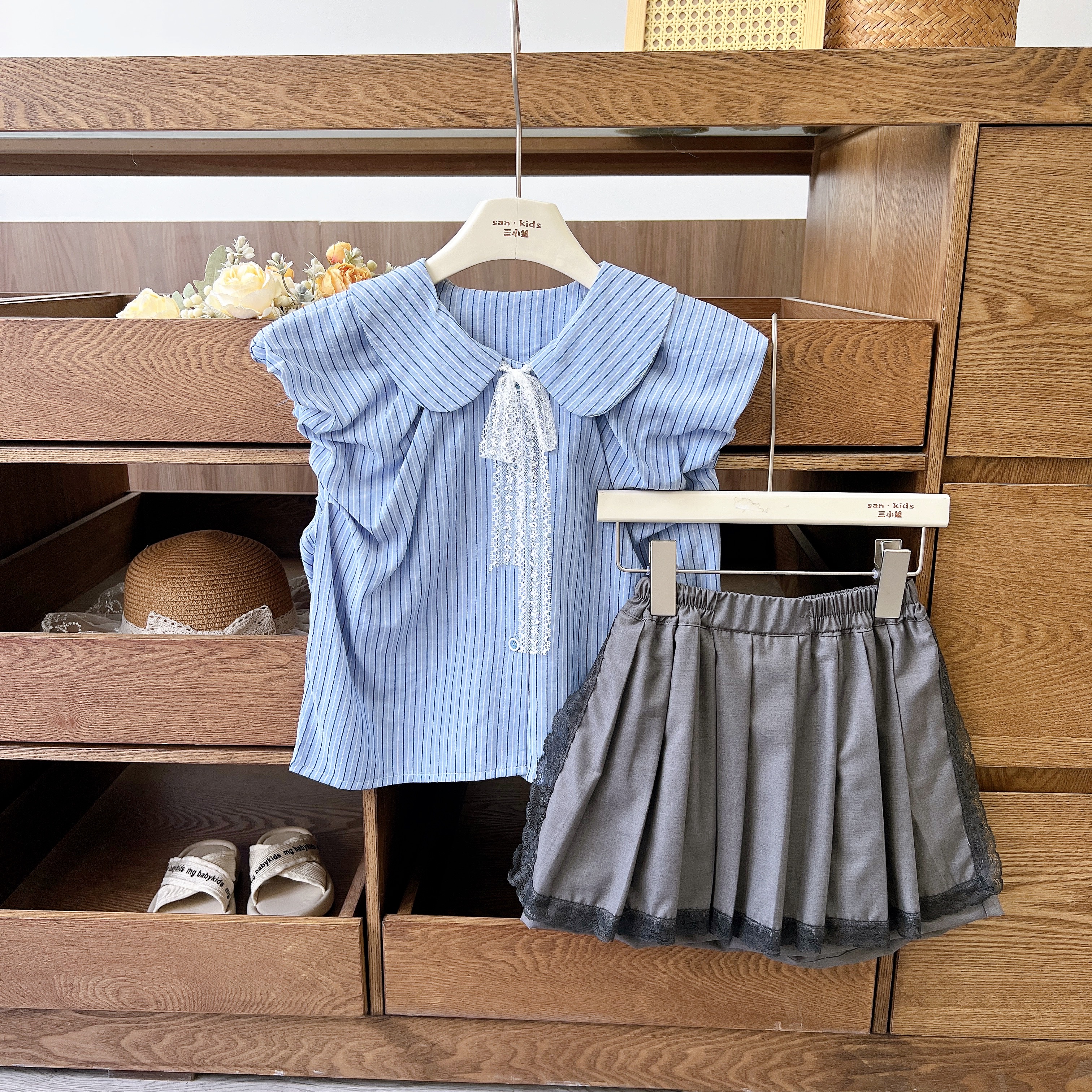 【套装】8963 蓝色条纹套装 女童韩版 洋气百搭 条纹学院风半裙套装
