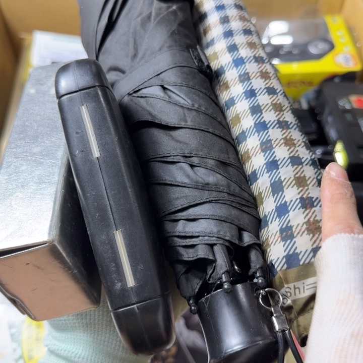 气**达中古商品，瑕疵品，不保好坏。955