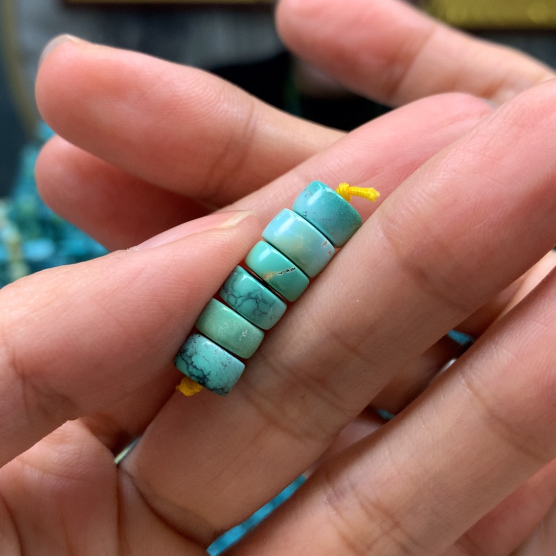 绿松石配饰未镶嵌