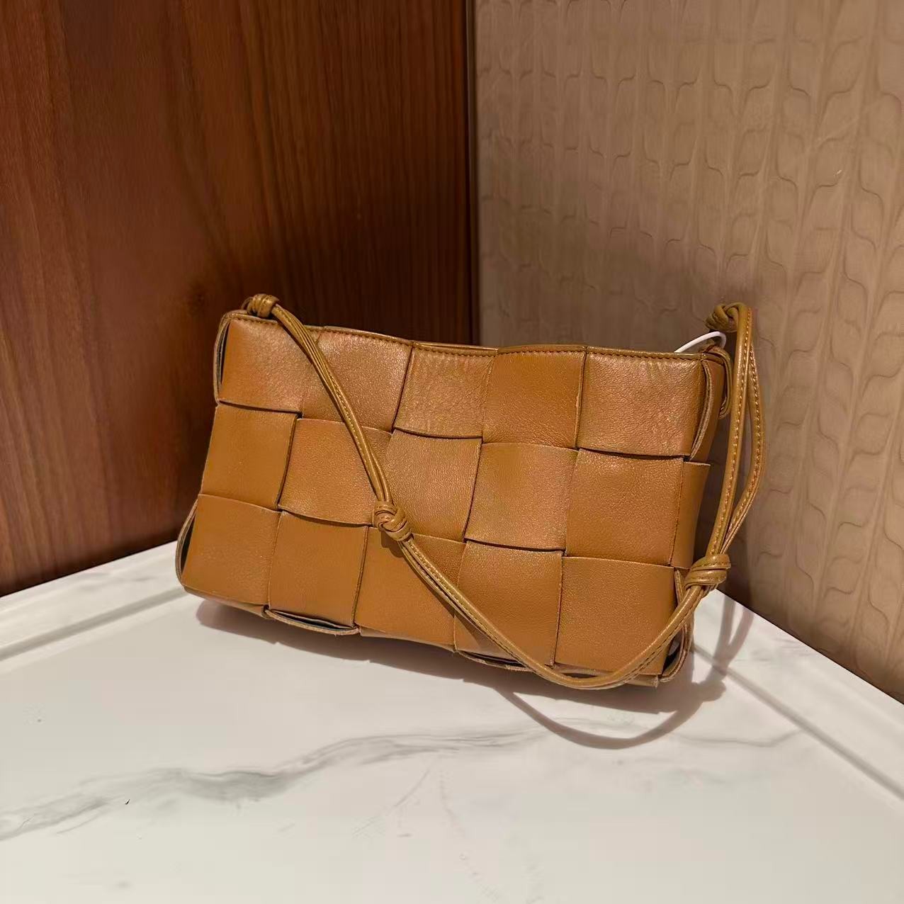95新 BOTTEGA VENETA/葆蝶家 乱乱子中古/女士/单肩包/119903
