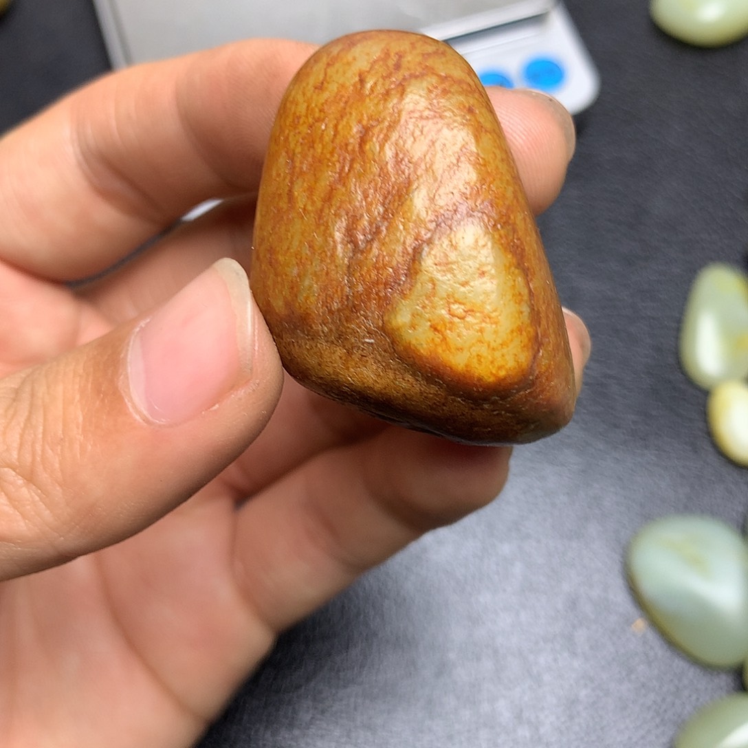 用***5和田玉未镶嵌挂件