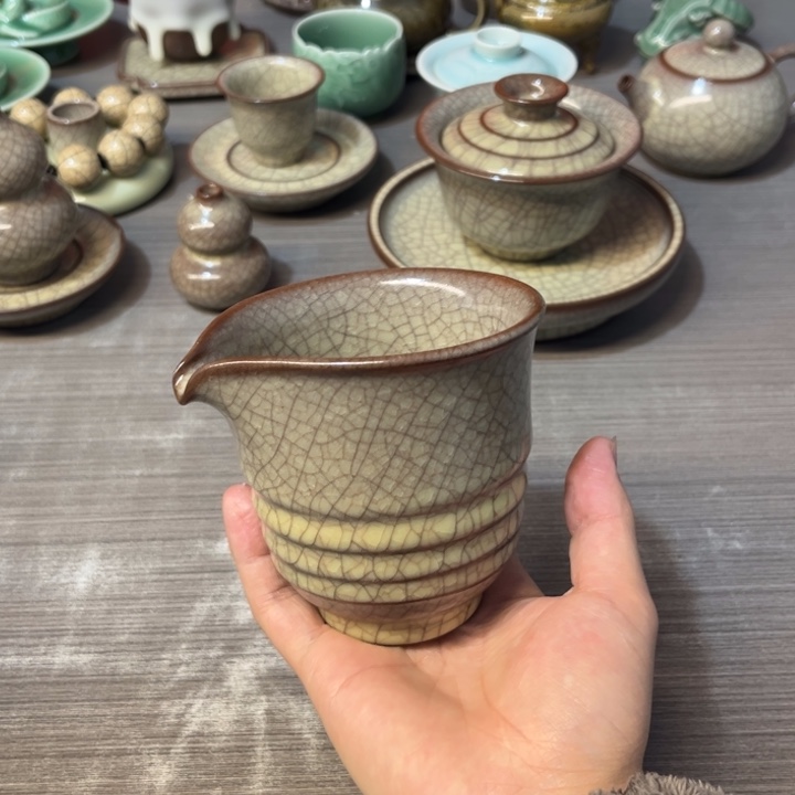 蒋加宝 传世哥窑 公道杯