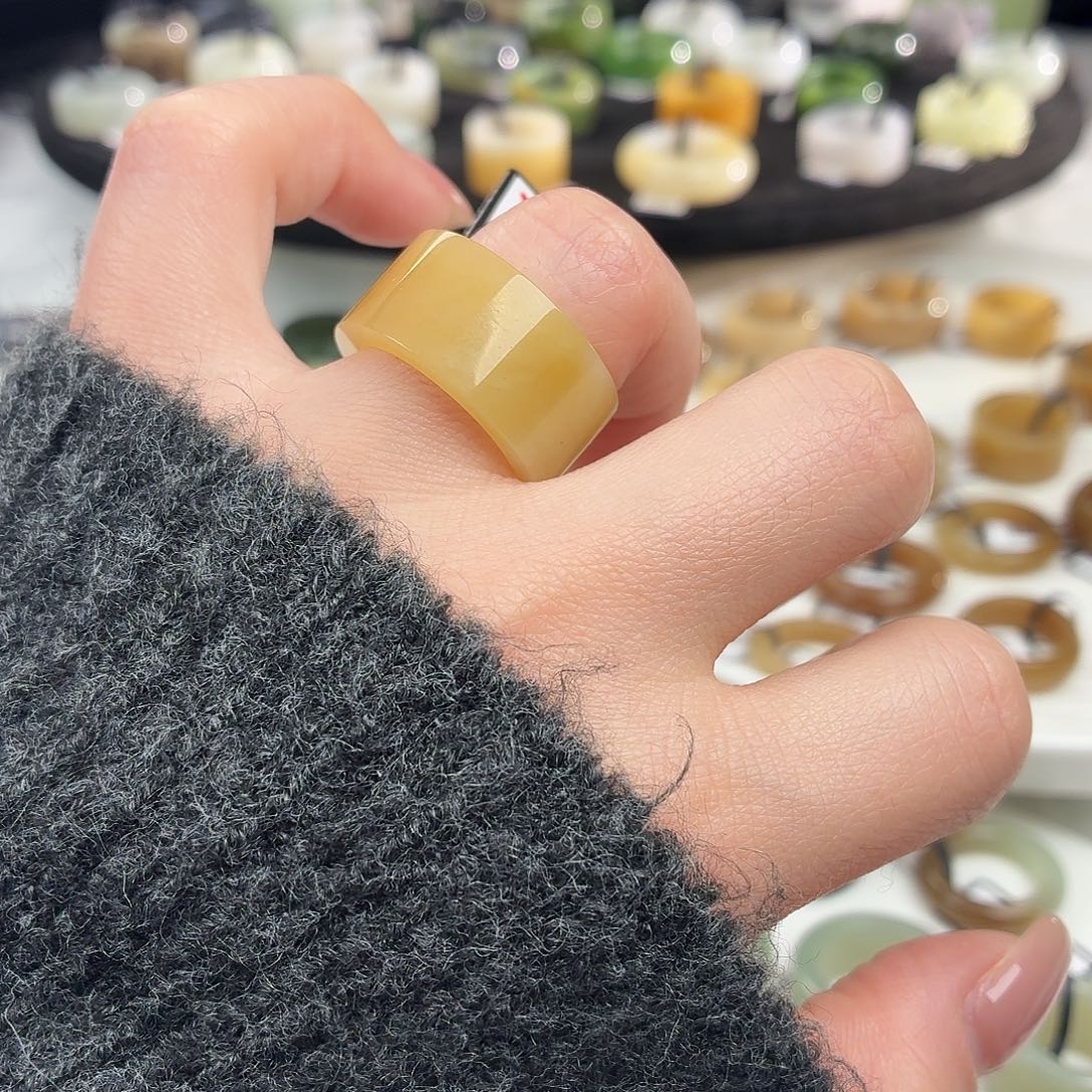 和田玉未镶嵌戒指S89蜜橘糖直切17.5