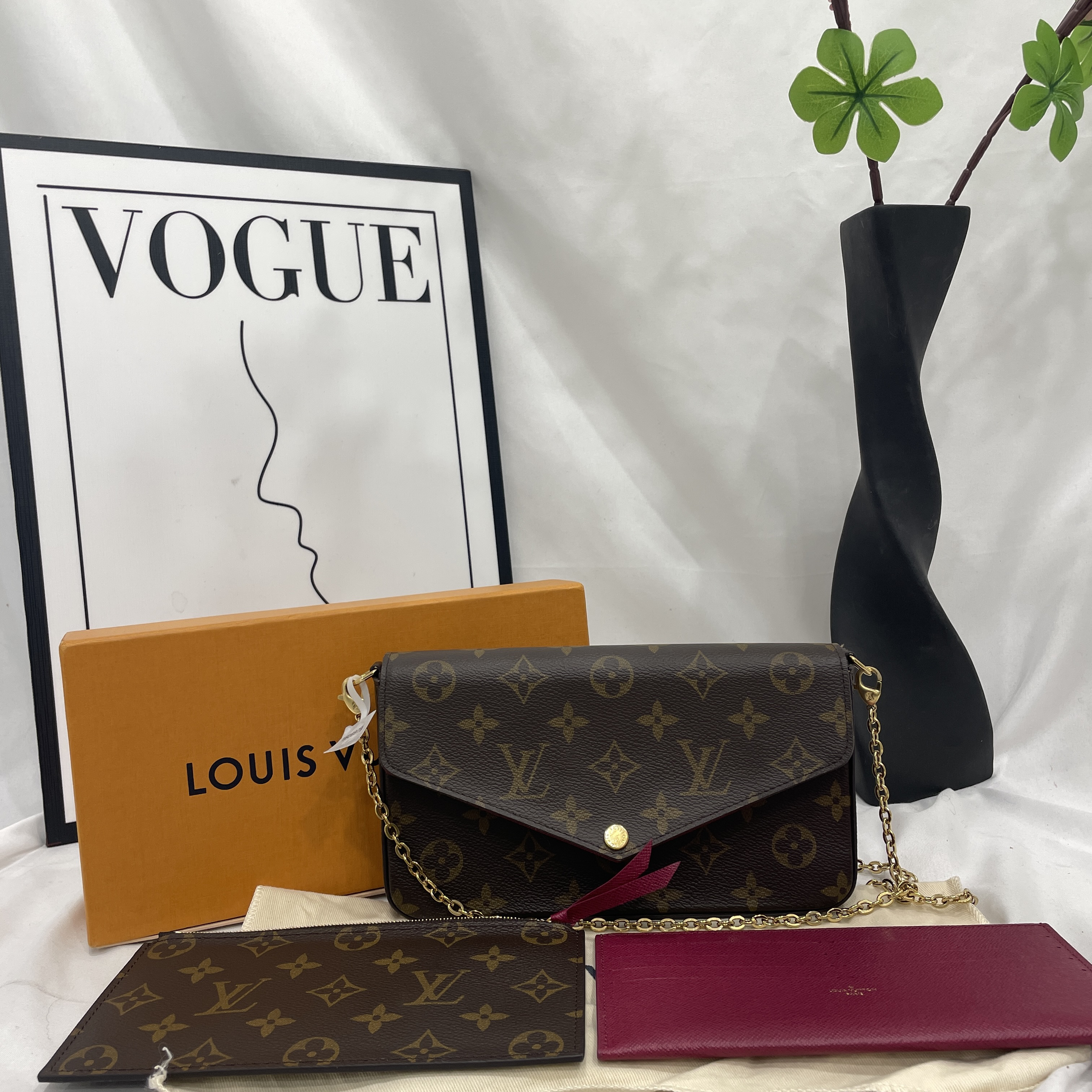 95新 LouisVuitton/路易威登 三合一斜挎包/15622 新扣芯片