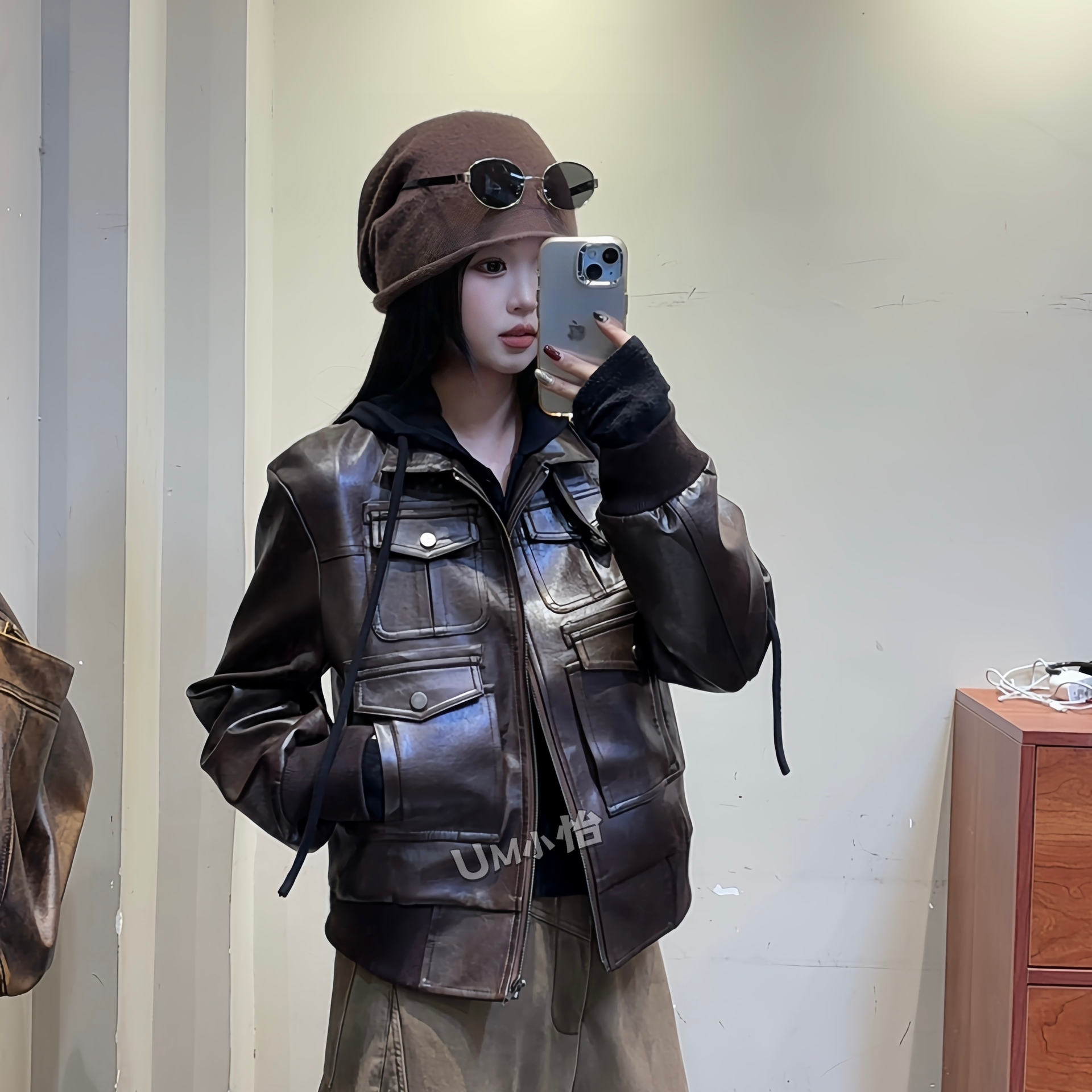 鑫怡定制【古咖酷装】冬季新款复古小众女设计感古着风棉里短款皮衣